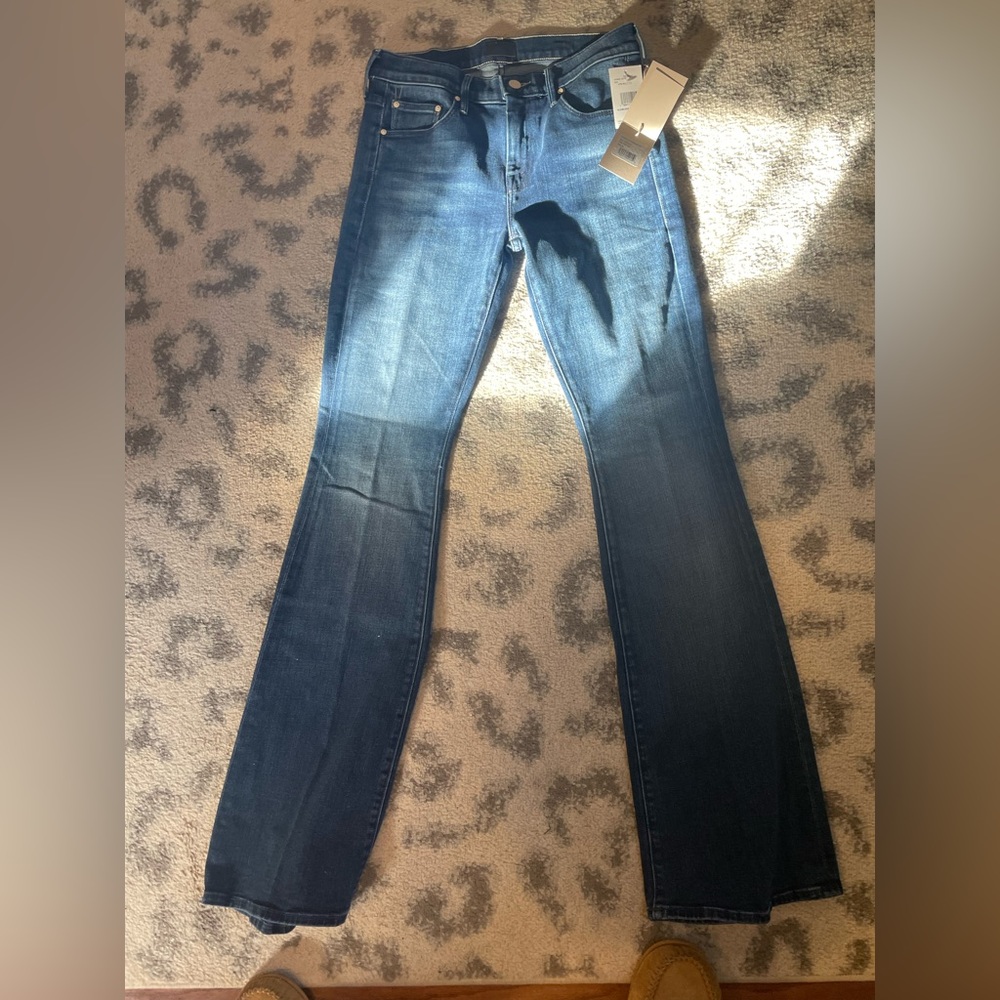 NWT MOTHER brand jeans. Bootleg size 28.